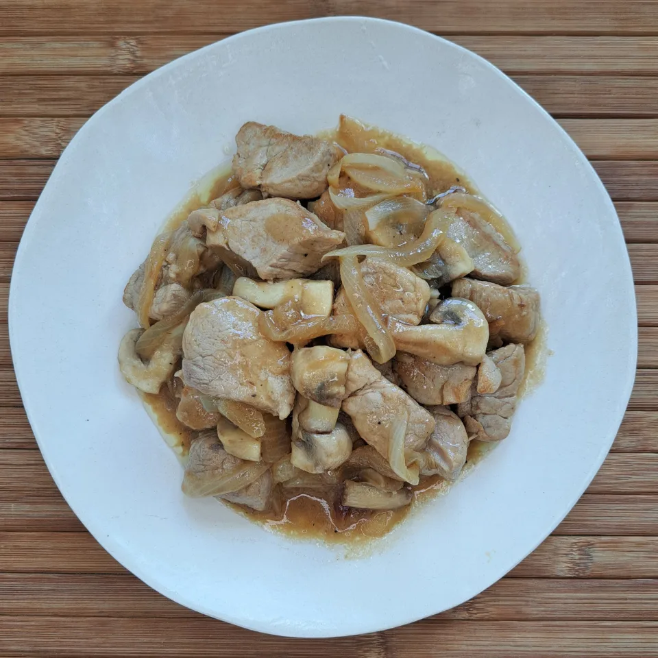 Solomillo de cerdo con champiñones