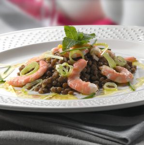Ensalada de lentejas y langostinos