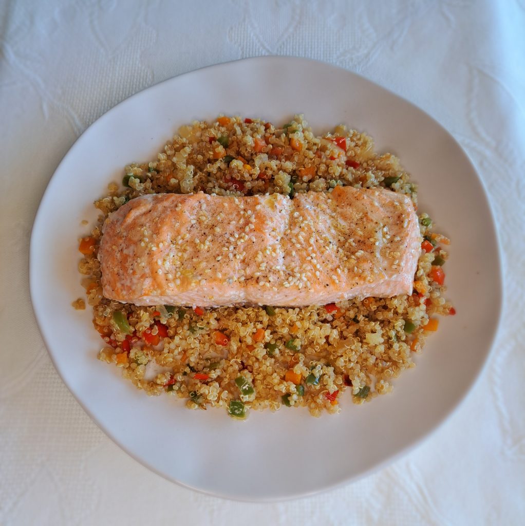 Salmón con quinoa